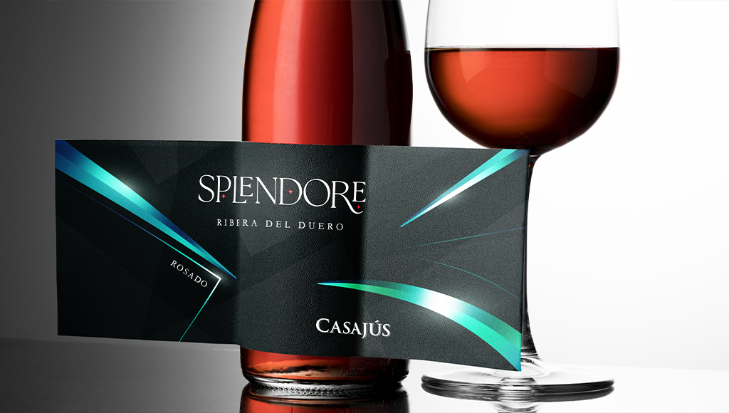 Versión 1 del diseño de la etiqueta del vino de Splendore